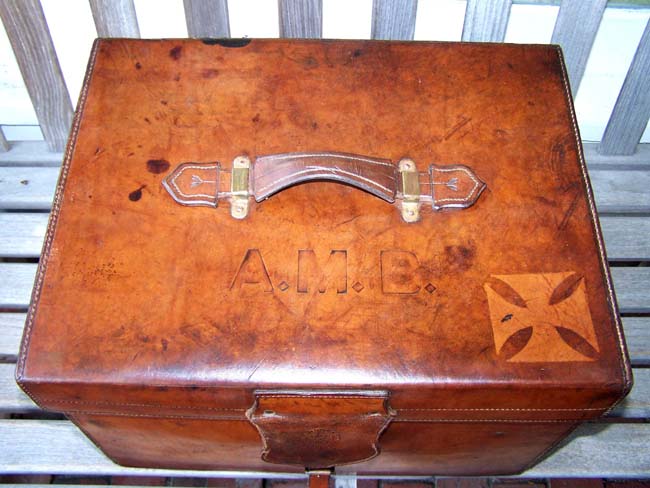 A Beautiful 19th century English Gentleman's Leather Hat Box by Finnigan's of Manchester — image 3